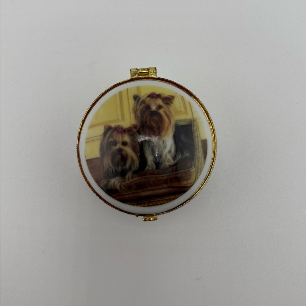 Willbee & Ward Pampered Pair Yorkie Trinket Box Patricia Bourque Gold - Picture 2 of 8
